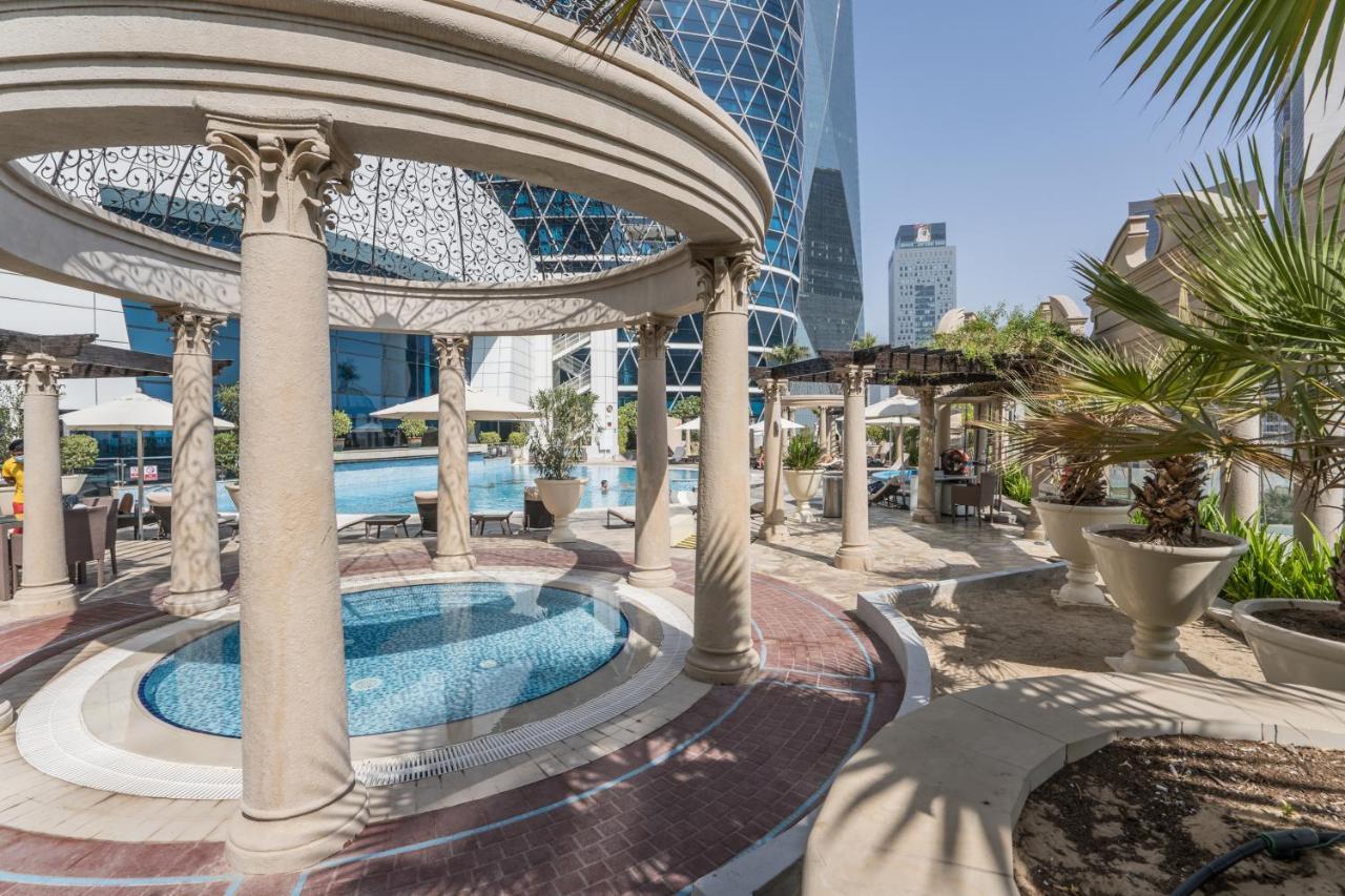 Higuests - Luxury Apartment In The Iconic Park Towers Дубай Экстерьер фото